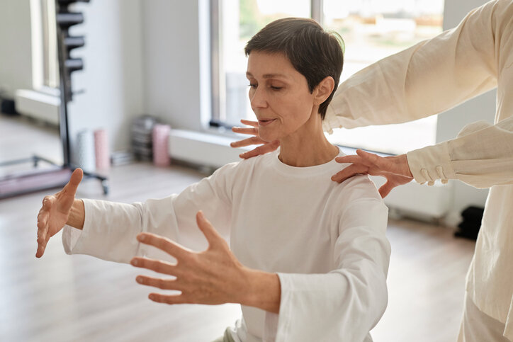 QI GONG ET POSTURES